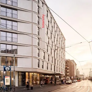 מלון Intercityhotel Frankfurt Hauptbahnhof Sued