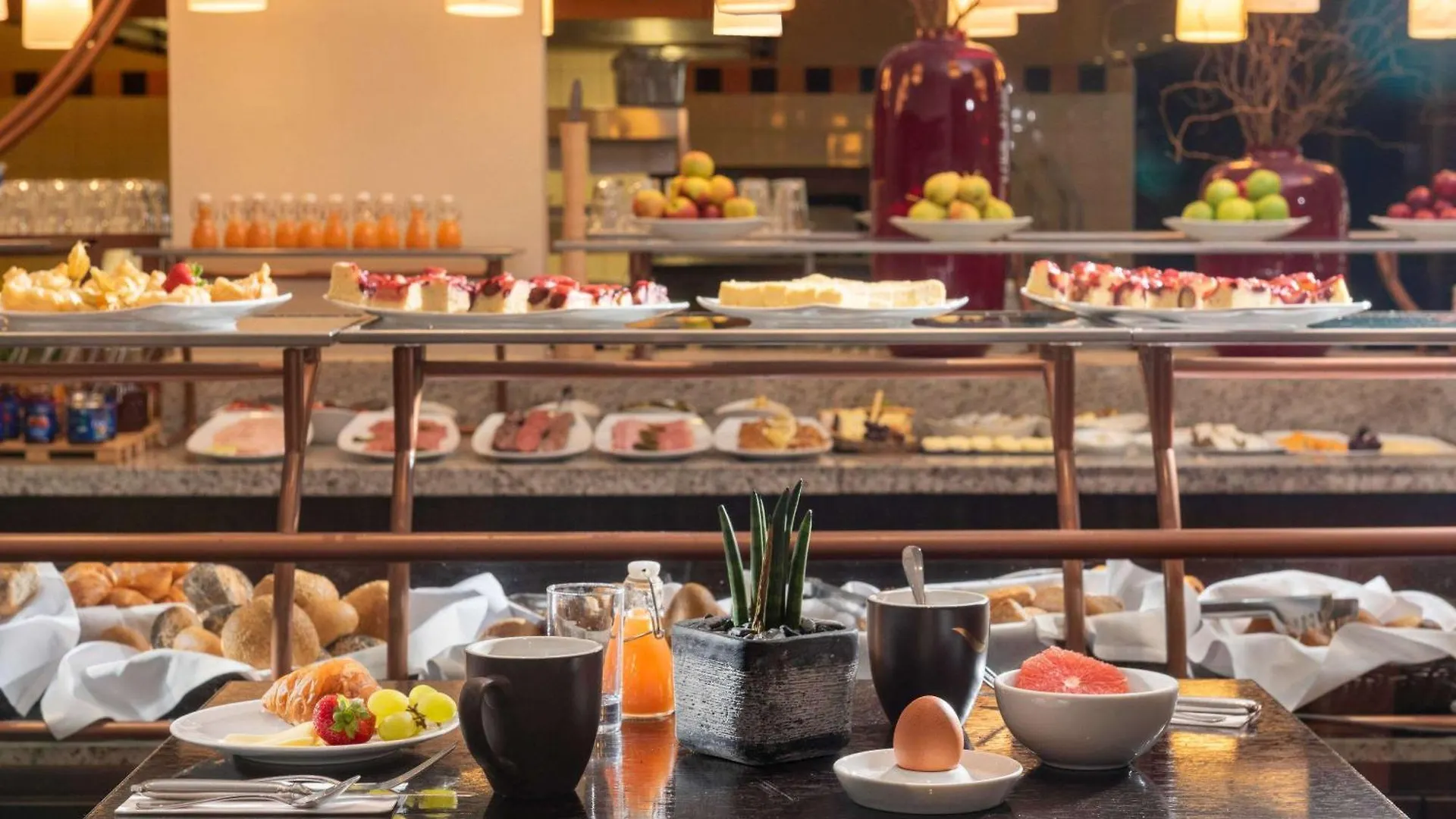 Mövenpick Hotel Frankfurt am Main City  4*,  Deutschland