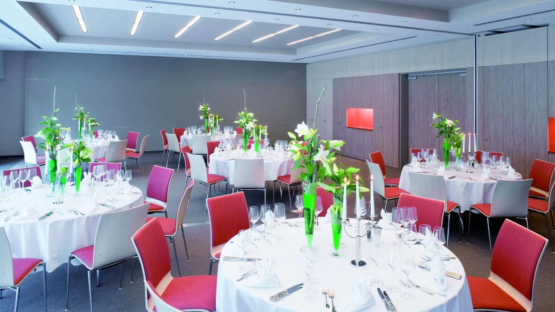 פרנקפורט Moevenpick Hotel Frankfurt City Messe גרמניה